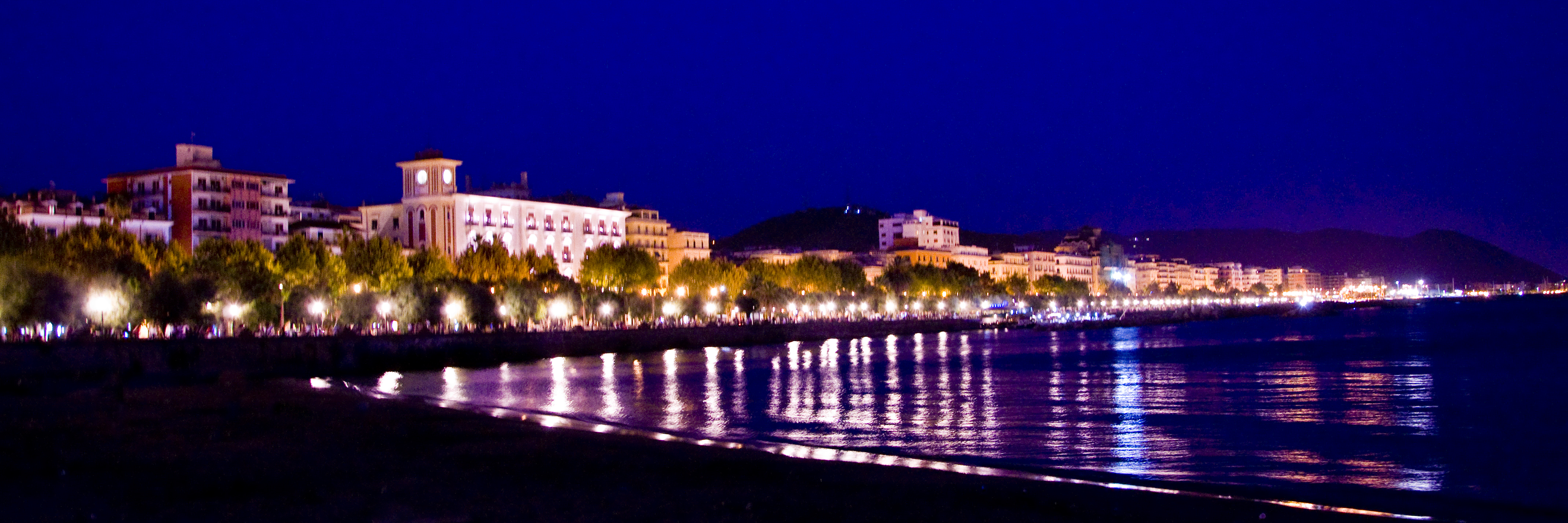 Lungomare di Salerno dalla Spiaggia di Santa Teresa di Marco_Senatore