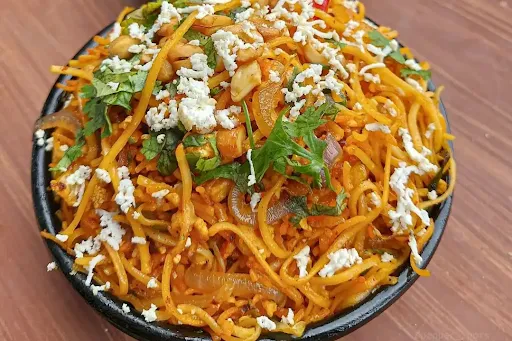 Paneer Chilli Garlic Noodles