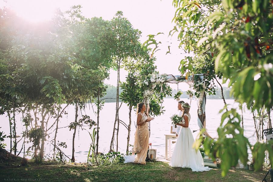 Fotógrafo de casamento Evgenii Katsinis (srilanka). Foto de 19 de dezembro 2017