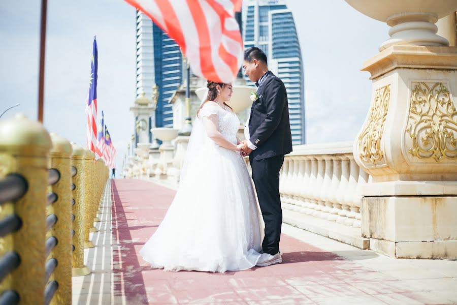 Fotógrafo de casamento Syahmi Fitri (thecadeco). Foto de 7 de abril 2023