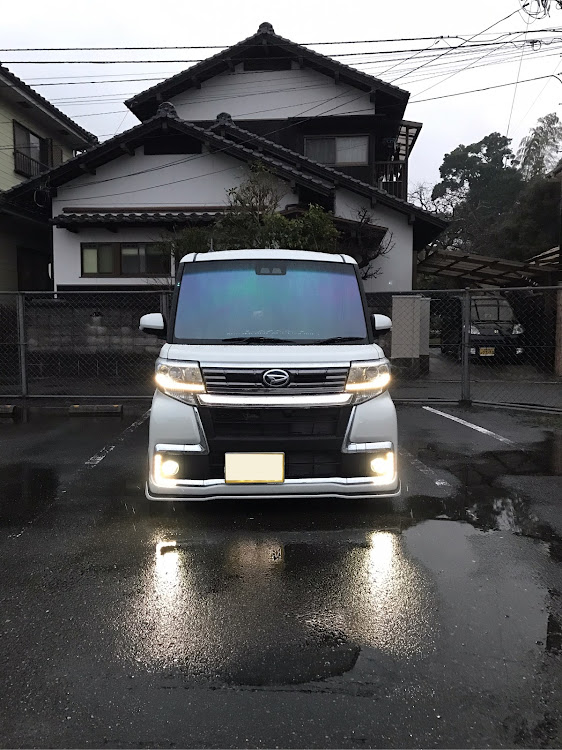 タントカスタムのフロントガラスコーティング・LEDバーライトに関するカスタム事例の投稿画像2枚目