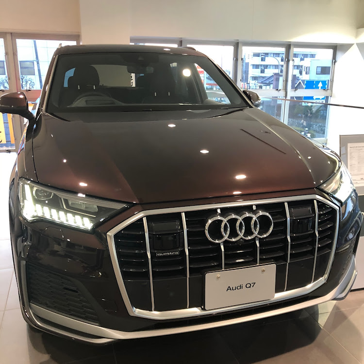 Q7のAudi q7・audi city・Audiのある生活・audi・バリークブラウンに関するカスタム事例の投稿画像1枚目