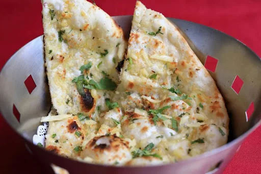 Cheese Garlic Naan