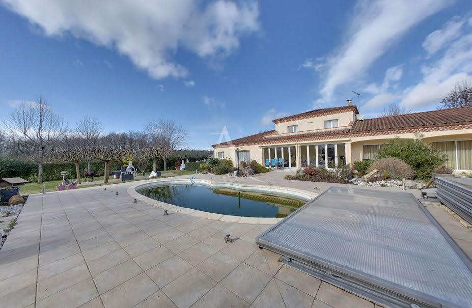 Vente villa 9 pièces 280 m² à Bioule (82800), 679 000 €