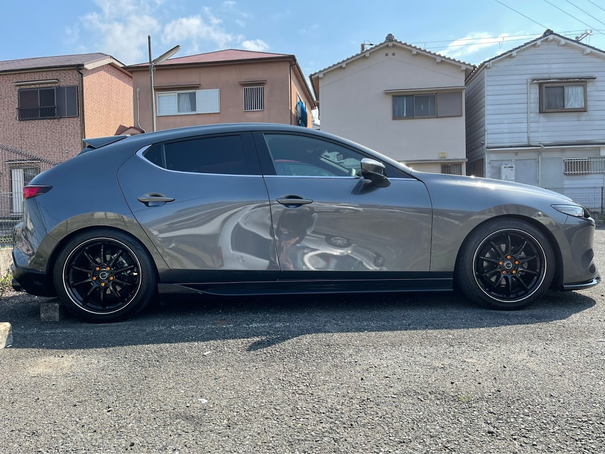 プレゼント サプライズ BLITZ(ブリッツ) 車高調 レンチ付 MAZDA3 FASTBACK SEDAN BP5P BP8P BPFP ダンパー  サスペンション