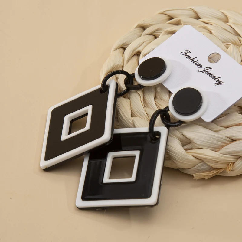 images slider number - 19
