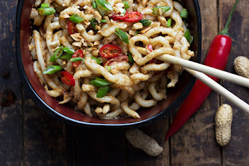 Quick and Easy Spicy Peanut Noodles