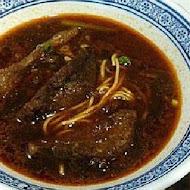 段純貞牛肉麵(空軍一村店)