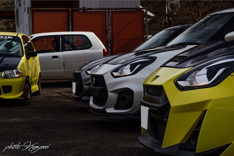 スイフトスポーツの桜とコラボ・サクラと愛車・阿讃サーキット・久しぶりのサーキットに関するカスタム事例の投稿画像4枚目