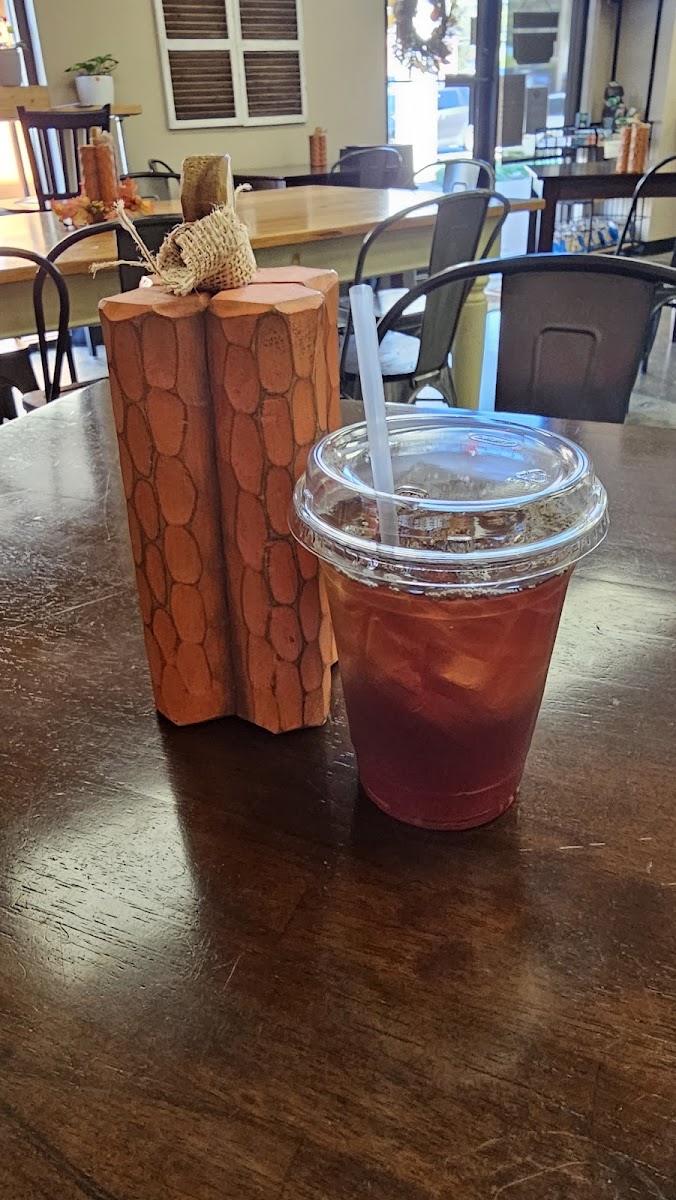 They have a variety of add-in syrups for their teas & lemonades. I loved the pumpkin spice!