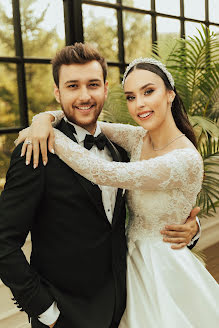 婚禮攝影師Emre Güveri（dogawedding）。2023 1月3日的照片