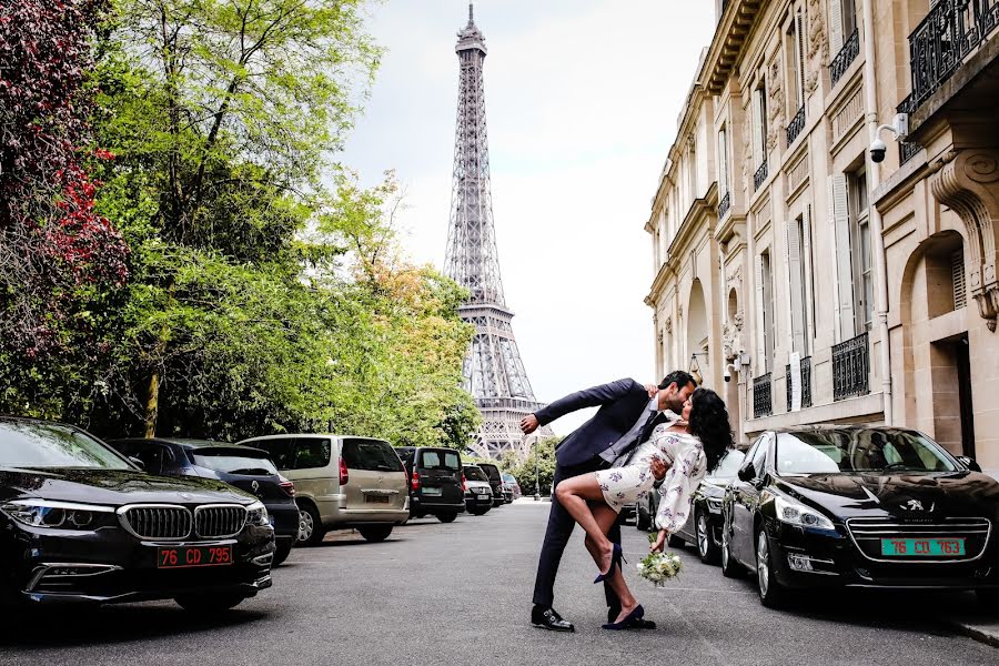 Wedding photographer Julien Laurent-Georges (photocamex). Photo of 16 November 2022