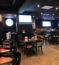 Legends Sports Bar - Chelsea Plaza Hotel photo 2