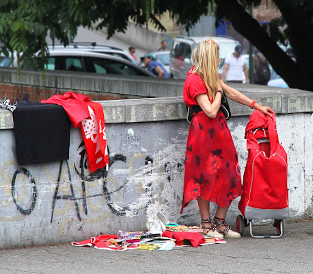 The red street vending di befed