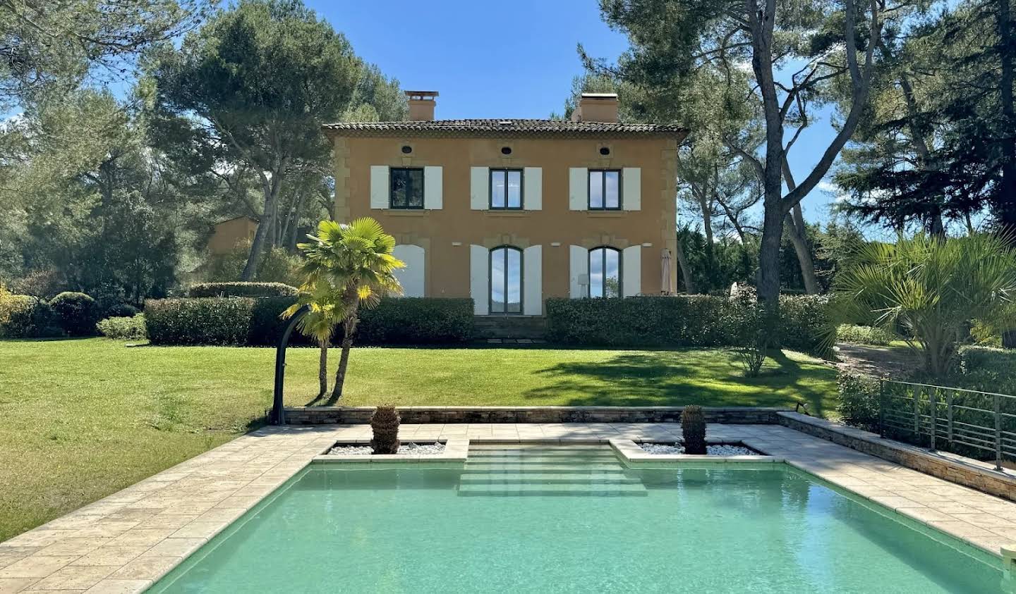 Propriété avec piscine Aix-en-Provence