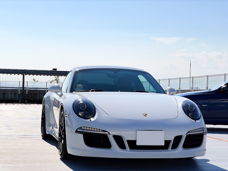 911 クーペのポルシェ好きな人と繋がりたい・ポルシェ好きと繋がりたい・ポルシェ女子・カレラ4GTSに関するカスタム事例の投稿画像2枚目