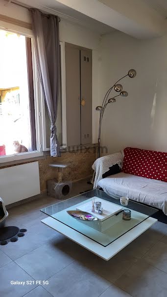 Location  appartement 2 pièces 32.5 m² à Remoulins (30210), 480 €