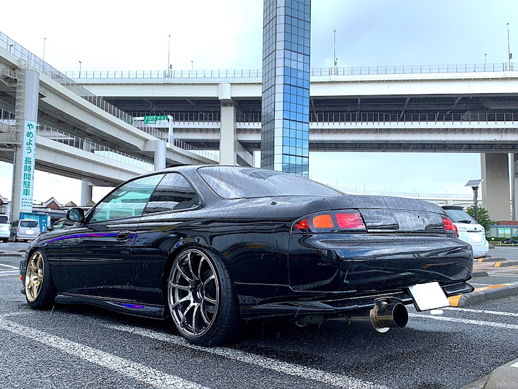 シルビアの大黒・大渋滞・雨の日ショット・ドライブ・パーキングに関するカスタム事例の投稿画像1枚目