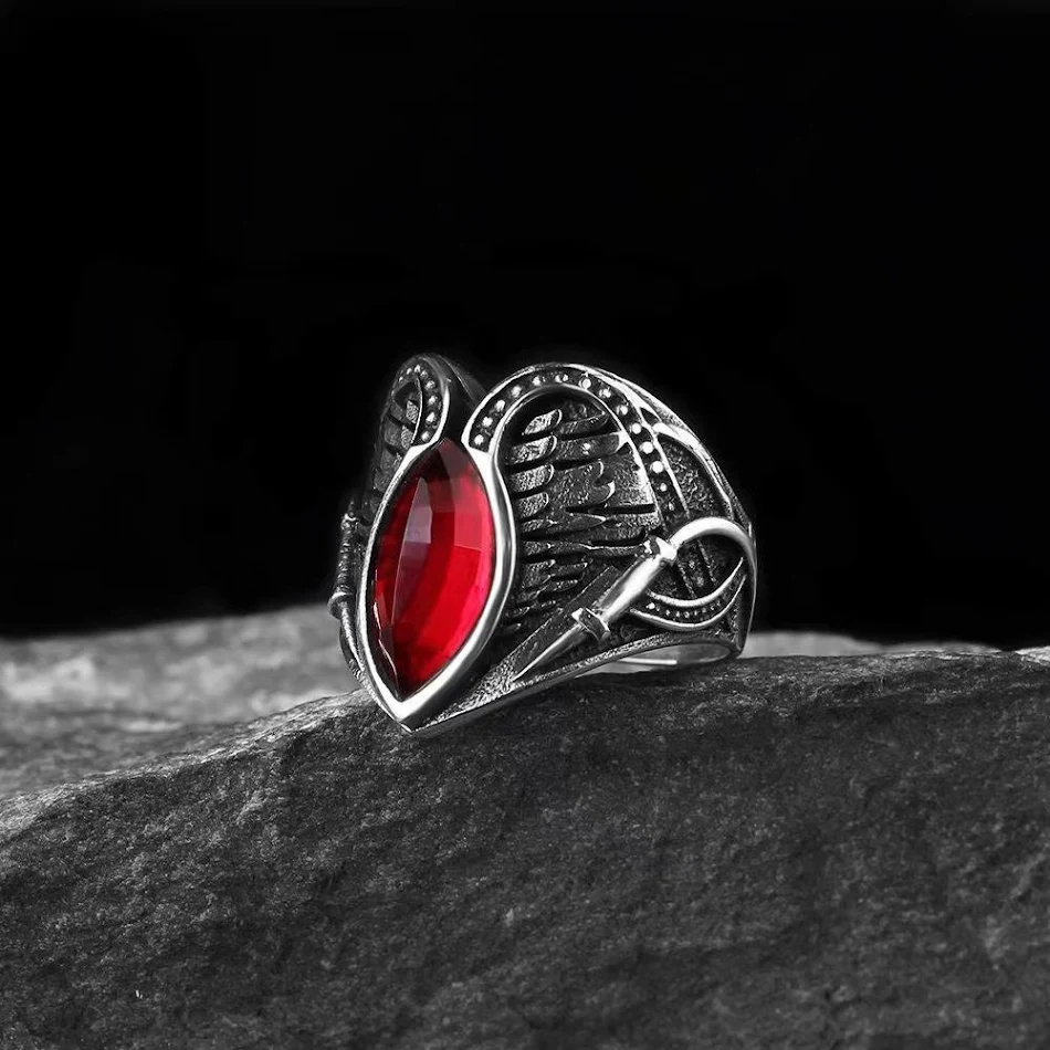 Bague Ornament Fashion en métal. Simplicité et élégance. Un bijou minimaliste, parfait pour un usage quotidien, ajoutant une touche chic à votre style.