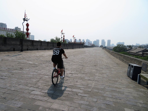 Xi'an City wall bike ride China 2016