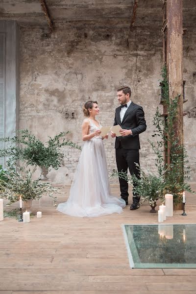 ช่างภาพงานแต่งงาน Vasilisa Kozarezova (vkozarezova) ภาพเมื่อ 22 มีนาคม 2017