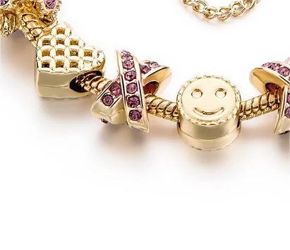 Bracelet femme à perles à grand trou plaqué or couleur diamant et doré avec une excellente tenue de la couleur, idéal pour le quotidien.