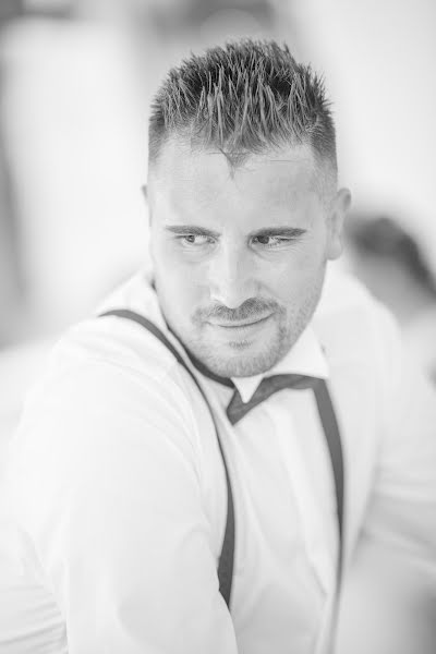 Wedding photographer Markus Kümmerle (magicpicture). Photo of 11 October 2019