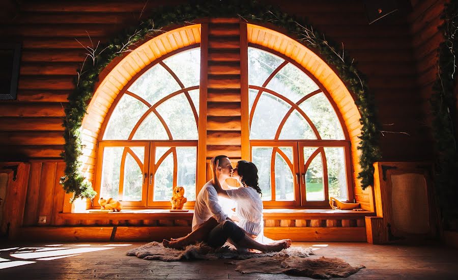 Fotografo di matrimoni Elena Mukhina (mukhina). Foto del 20 maggio 2017