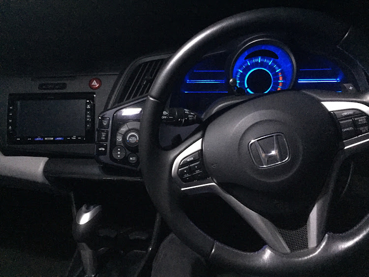 CR-ZのCR-Z・駐車場に関するカスタム事例の投稿画像2枚目