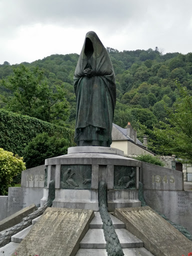 Statue De Edmond CHRETIEN à Campan 