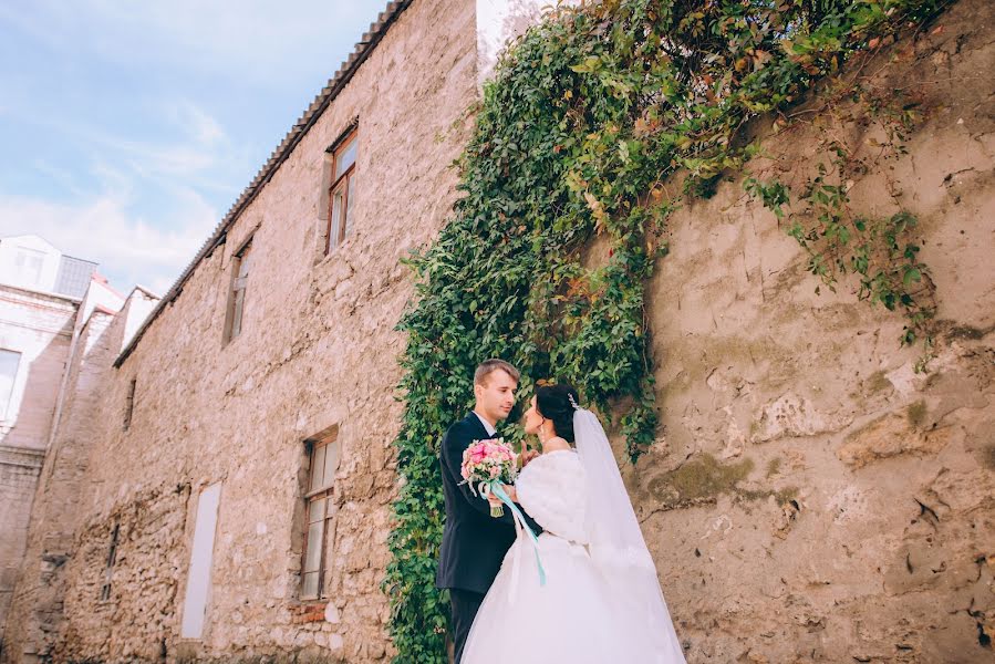 Fotógrafo de casamento Irina Kochelaevskaya (irkyn). Foto de 19 de novembro 2015