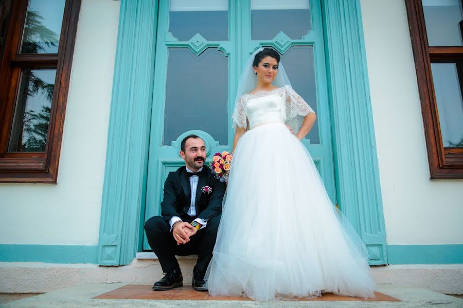 Fotógrafo de casamento Fatih Oeger (atelier42). Foto de 6 de agosto 2018