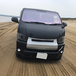 ハイエースバン GDH206V