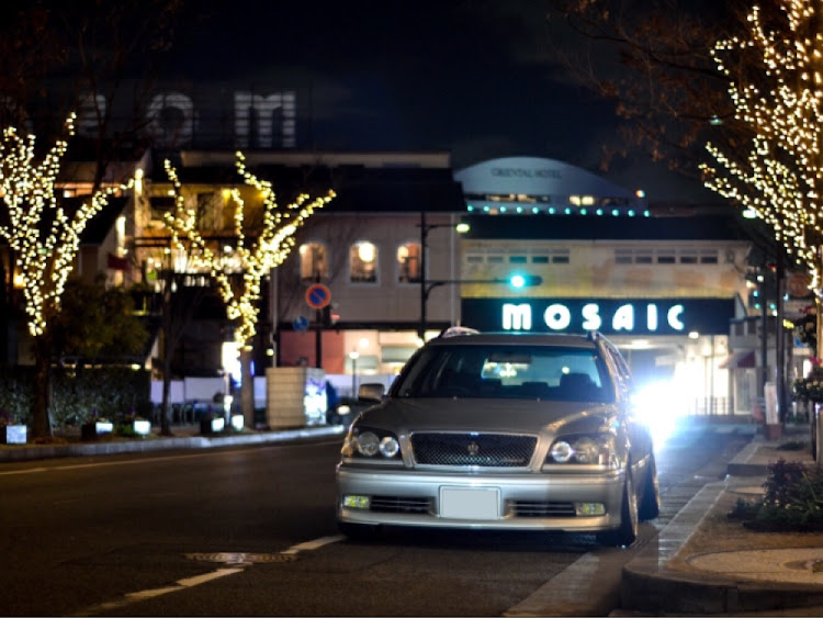 クラウンエステートの撮影・mosaic・黄色フォグ・ばいきんまんに関するカスタム事例の投稿画像1枚目
