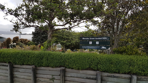 Wanaka Street Garden Park