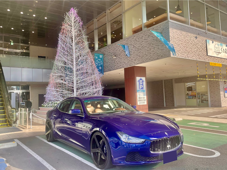ギブリのメリークリスマス✨🎄✨・クリスマスツリーコラボ・雪山・スノーボードに関するカスタム事例の投稿画像1枚目