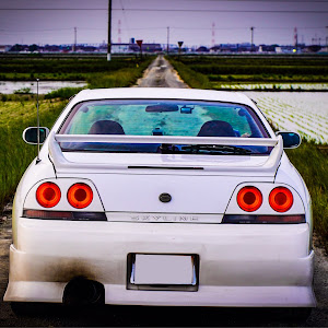 スカイライン R33