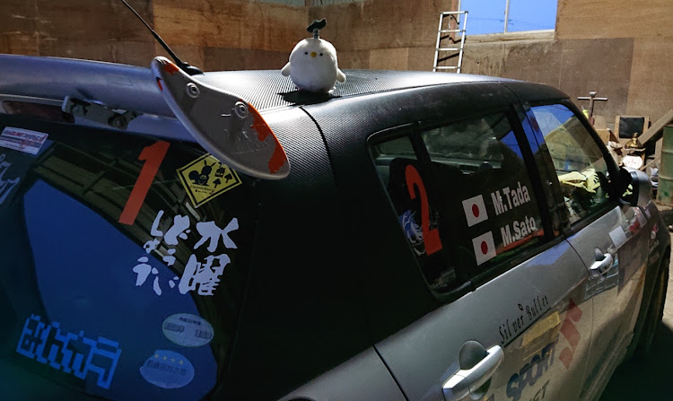 インテグラのスイフト・カーボンカッティングシート貼り・ＤＩＹ・北海道・猫に関するカスタム事例の投稿画像6枚目