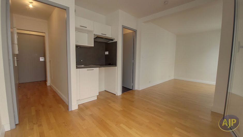 Vente appartement 1 pièce 26 m² à Bordeaux (33000), 158 000 €