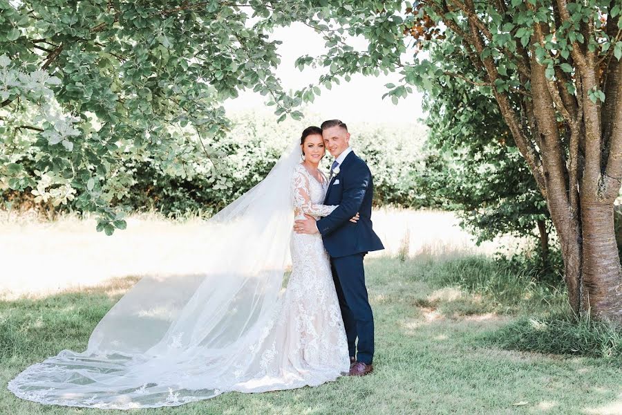 Wedding photographer Charlotte Kimberley (charlottewiseph). Photo of 2 July 2019