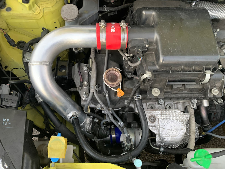 スイフトスポーツのスイフト・サーキット・DIY・アンダーパネル・バンパーカットに関するカスタム事例の投稿画像19枚目