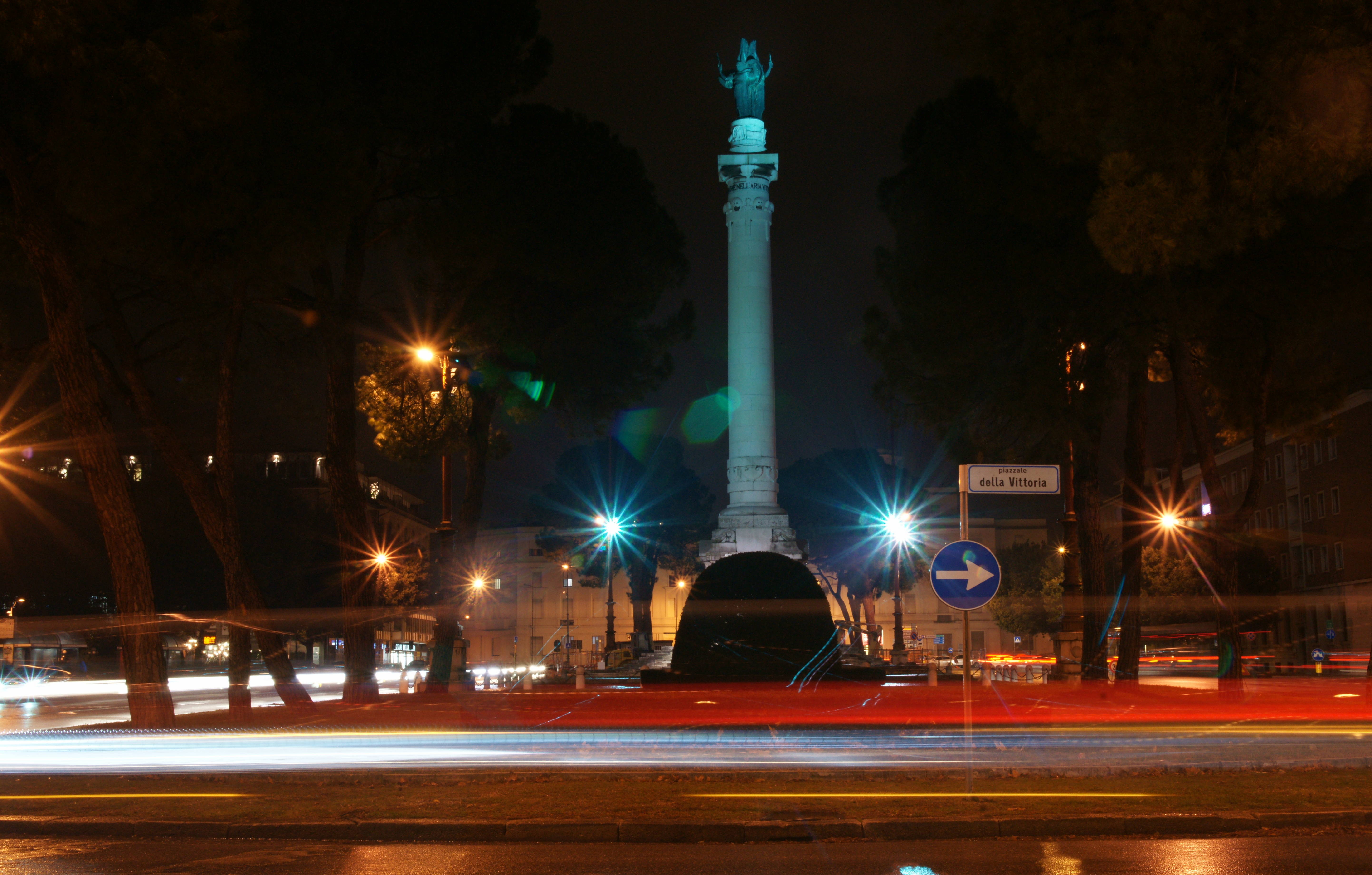 piazza della vittoria di tavaphoto