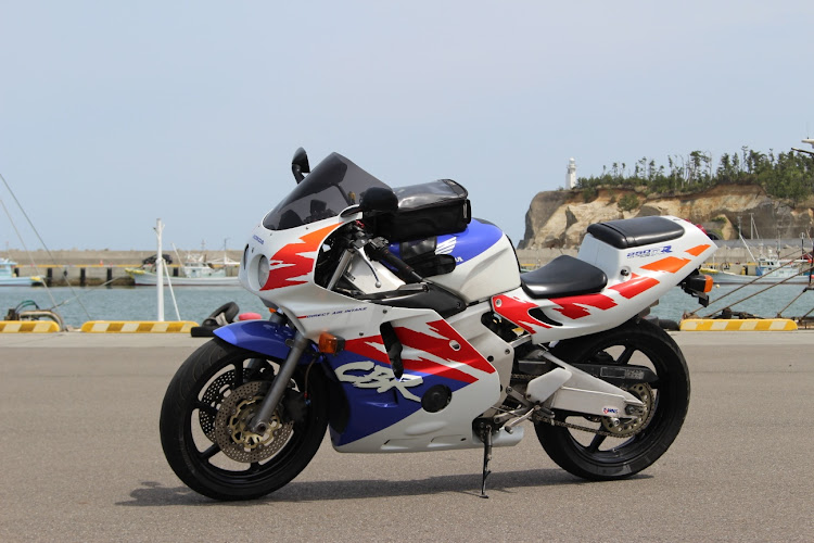 その他のCBR250RR・青い空と海・納期限まで納めましょうに関するカスタム事例の投稿画像8枚目