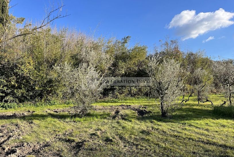  Vente Terrain à bâtir - 880m² à Saint-Rémy-de-Provence (13210) 