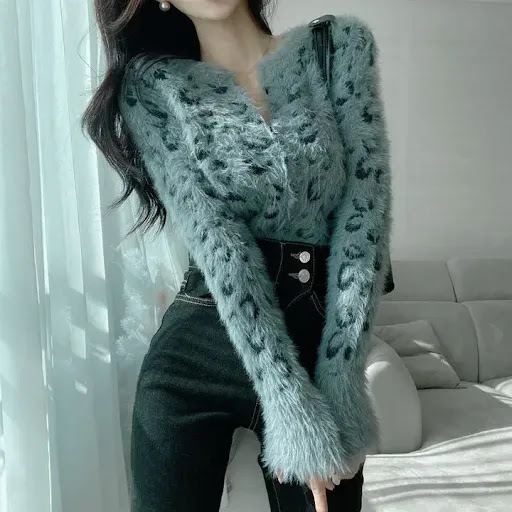 Title 14, Korean Version Of Soft Waxy Pure Knitted Jacket