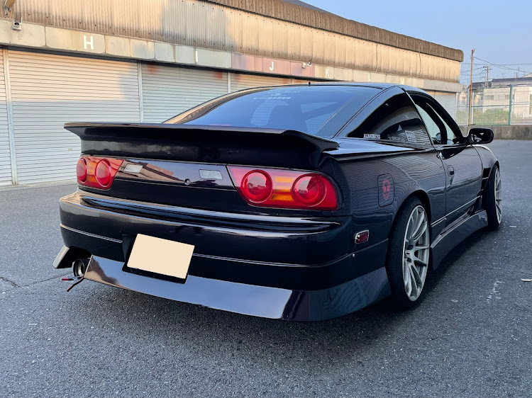 180SXのエアロ取付・エアロ塗装・前後確認大切に関するカスタム事例の投稿画像2枚目
