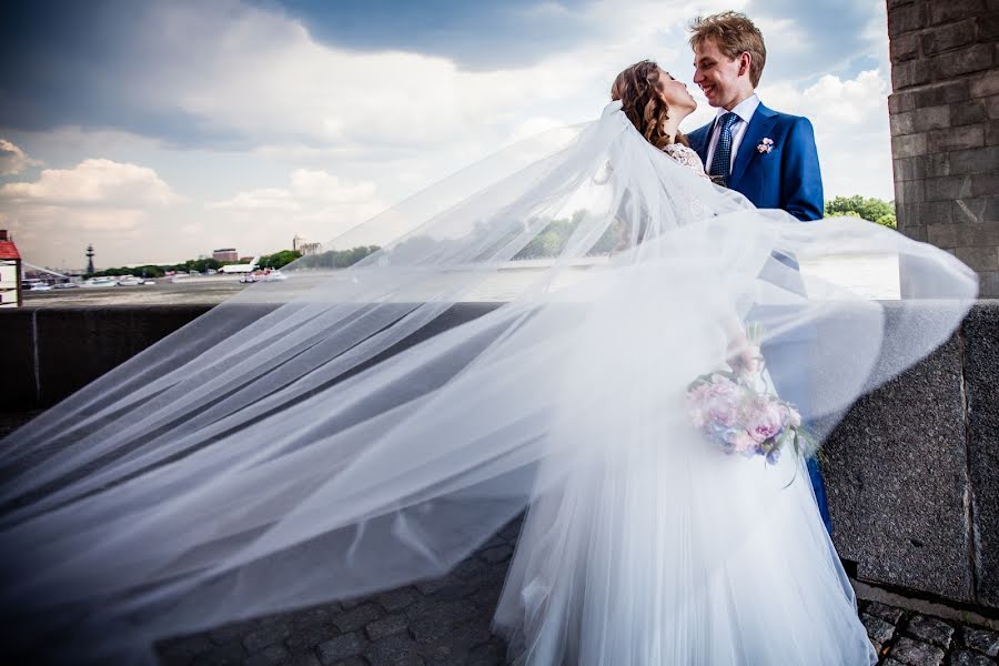 Fotógrafo de bodas Ilya Mikhachev (foto4p). Foto del 4 de abril 2015