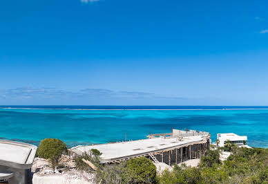 Maison avec piscine et terrasse 4