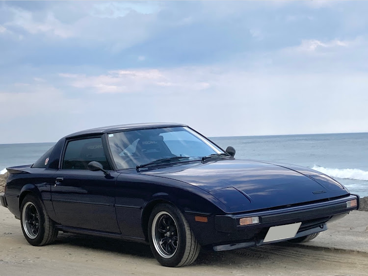 RX-7のフォロワーの皆さんいつもありがとうございます・７月もよろしくお願いいたします・徘徊オヤジ・太平洋ロングビーチに関するカスタム事例の投稿画像3枚目