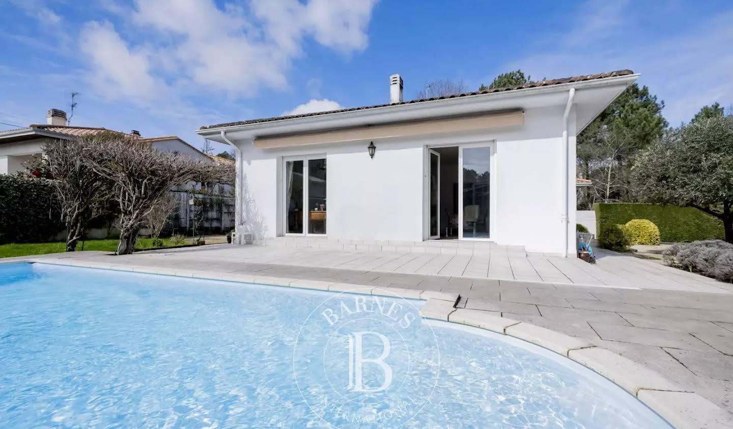 Maison avec piscine et jardin Merignac